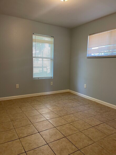 More Photos Of 4905 Kashmere St, Houston Apartments For Sale