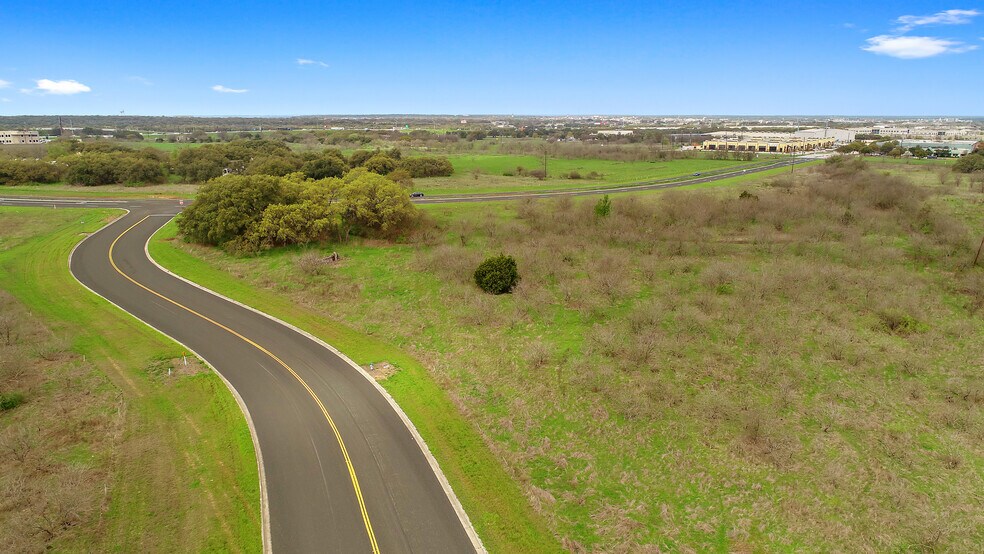 More Photos Of SE Corner Of I-35 & SE Inner Loop, Georgetown Land For Sale