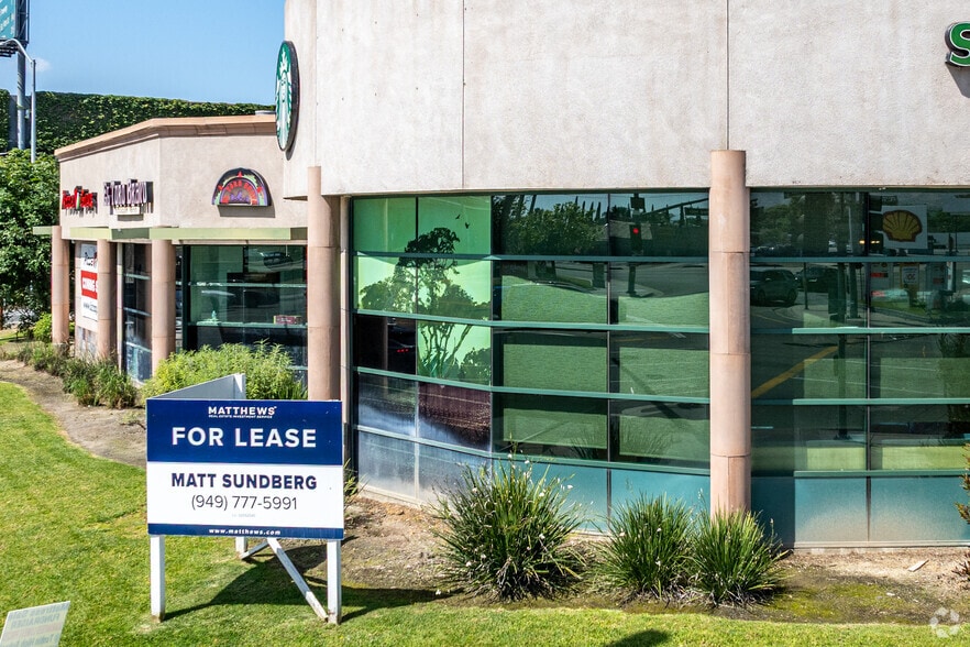 More Photos Of 1450 El Camino Real, Tustin Storefront For Lease