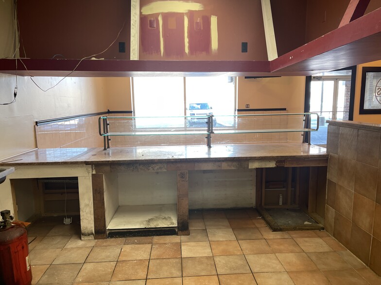 More Photos Of 191 Rt-15, Lafayette Storefront Retail Office For Lease