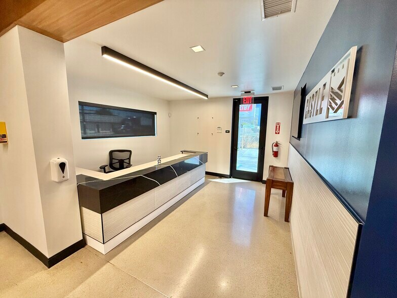 More Photos Of 1225 Broadway, El Cajon Storefront Retail Office For Lease