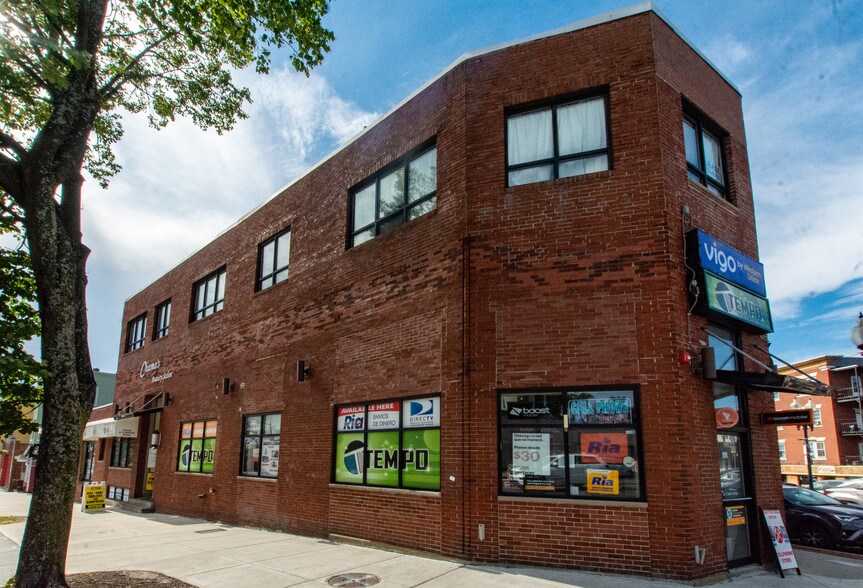 More Photos Of 975-977 Saratoga St, Boston Storefront Retail Office For Lease