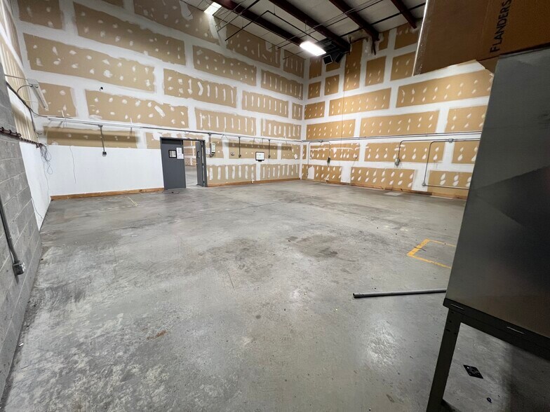 More Photos Of 19 Shea Way, Newark Light Manufacturing For Lease