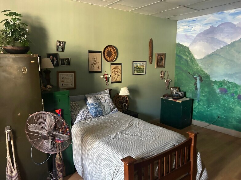 More Photos Of 400 4th St, Sutton Storefront Retail Residential For Sale