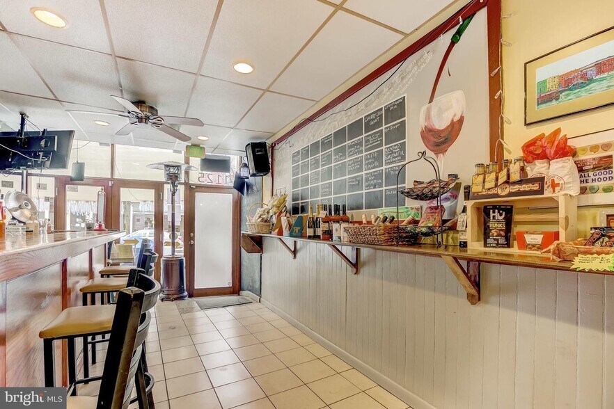 More Photos Of 1125 S Charles St, Baltimore Storefront Retail Residential For Sale