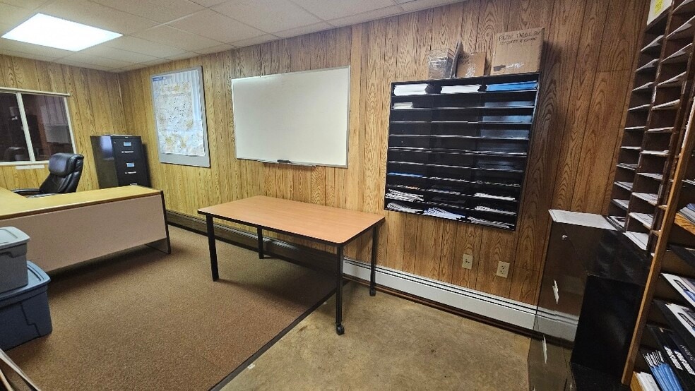 More Photos Of 2928 Washington Ave, Clearfield Industrial For Sale