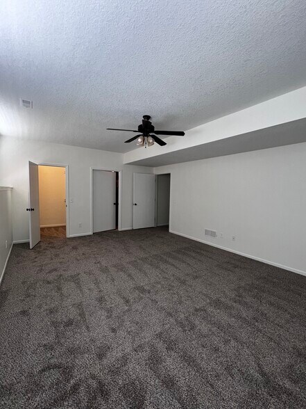 More Photos Of 3005-3033 S Shrank Cir, Independence Apartments For Sale