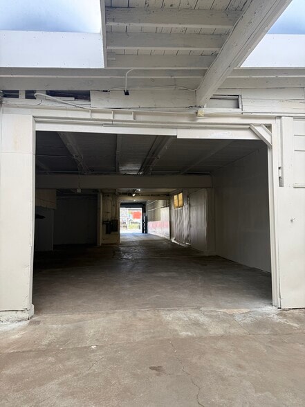 More Photos Of 2414 San Bruno Ave, San Francisco Flex For Lease