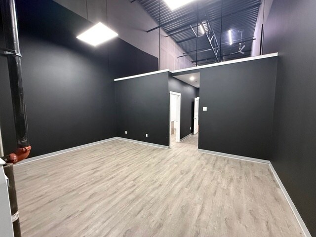More Photos Of 6520 36 St NE, Calgary Freestanding For Sale