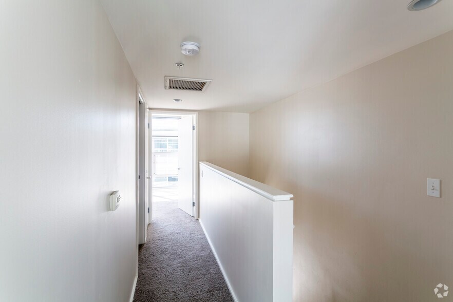 More Photos Of 2015 Hancock St, San Diego Apartments For Sale