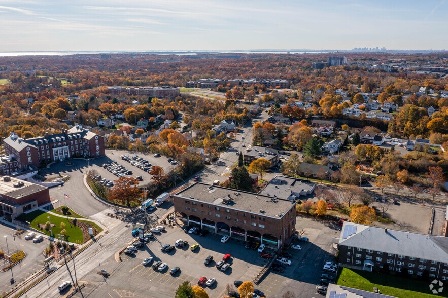 More Photos Of 84 Highland Ave, Salem Medical For Lease