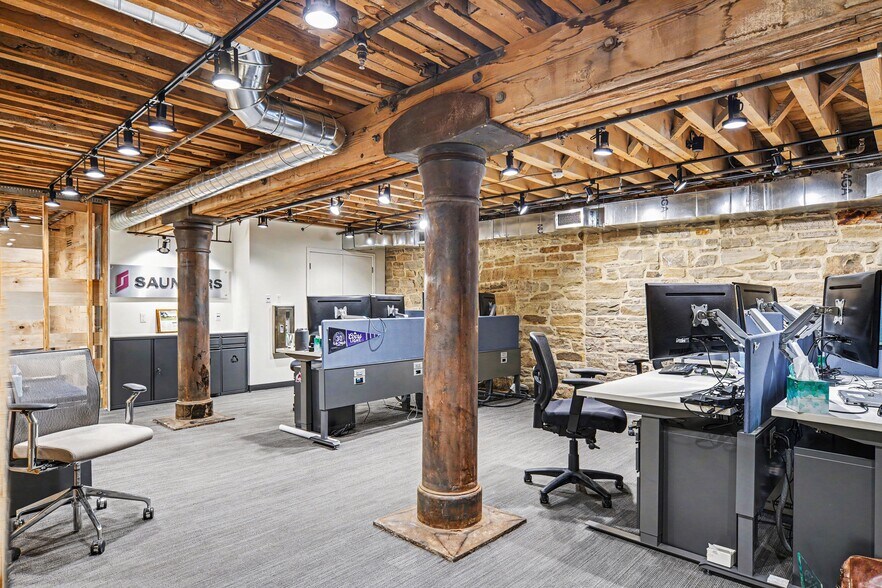 More Photos Of 1660 17th St, Denver Office Residential For Sale