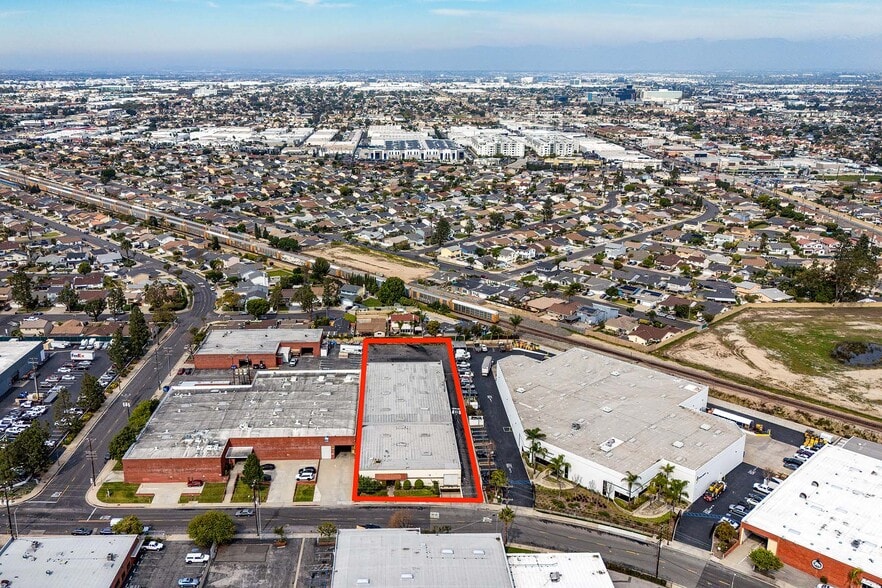 More Photos Of 1421 W 240th St, Harbor City Warehouse For Lease