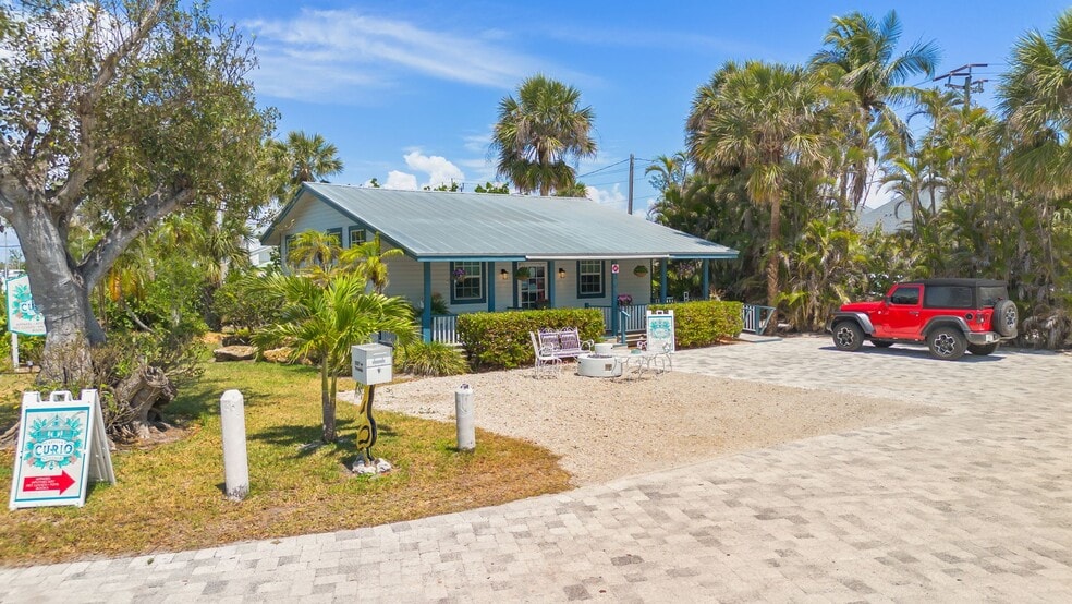 More Photos Of , Sanibel General Retail For Sale