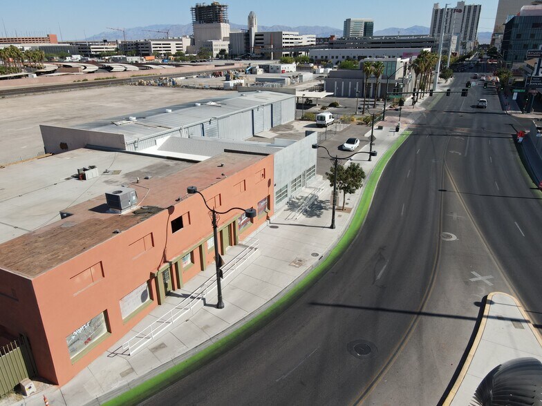 More Photos Of 710 S Main St, Las Vegas Storefront For Lease