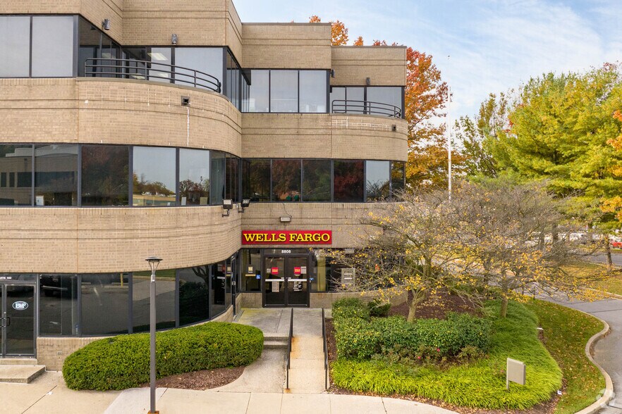 More Photos Of 8808 & 8818 Centre Park Dr, Columbia Unknown For Lease