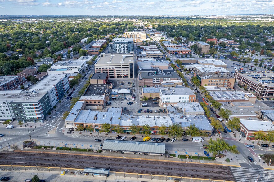 More Photos Of 109-119 W 1st St, Elmhurst Storefront Retail Office For Lease