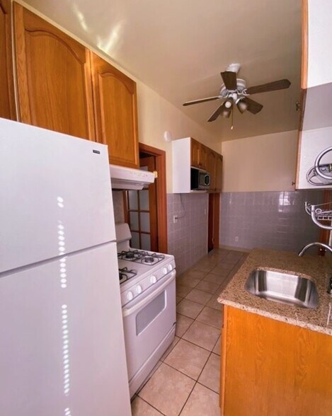 More Photos Of 300 N 8th St, Brooklyn Apartments For Sale