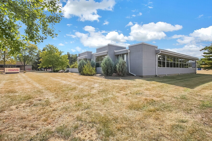 More Photos Of 9015 Antares Ave, Columbus Office For Sale