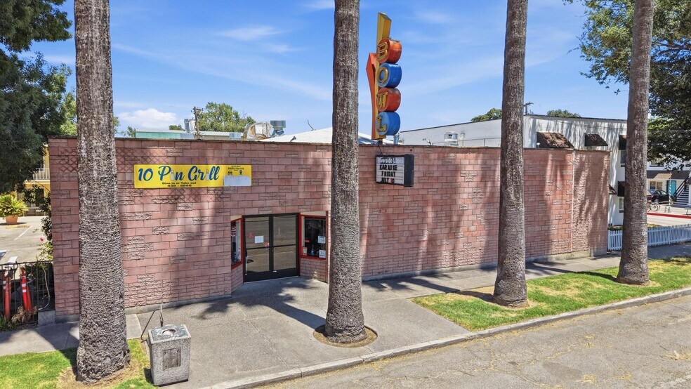 More Photos Of 420 Main St, Colusa Bowling Alley For Sale