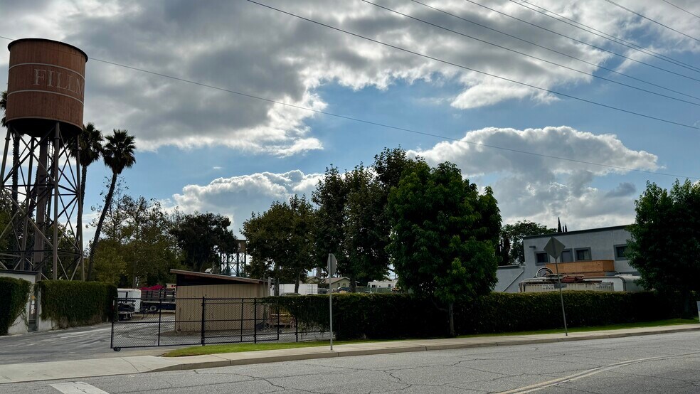 More Photos Of 310 A St, Fillmore Land For Lease