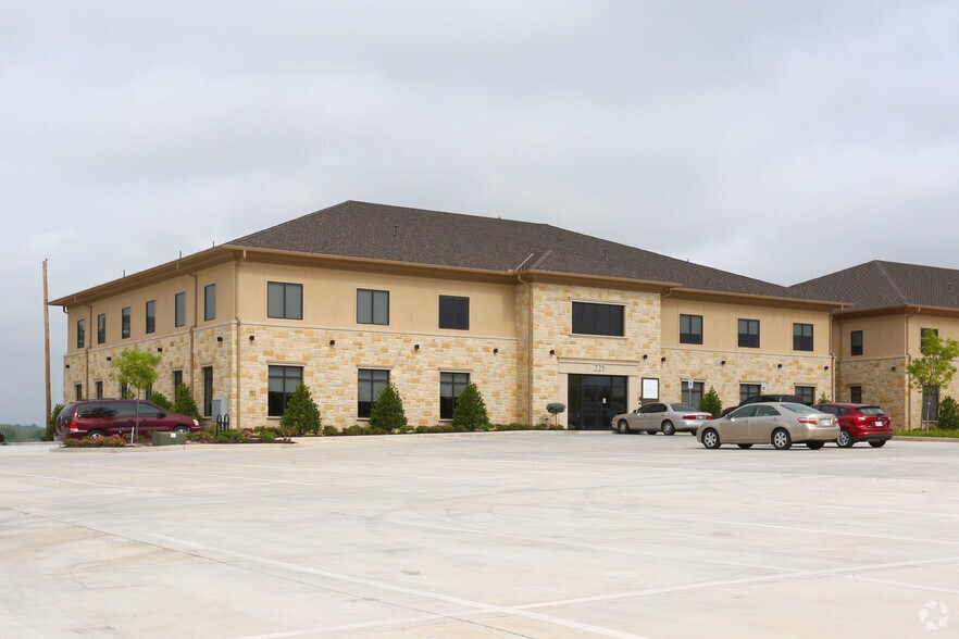 Primary Photo Of 225 Lilac Dr, Edmond Office For Lease
