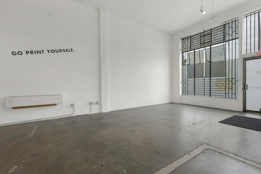 More Photos Of 7176 W Sunset Blvd, Los Angeles Storefront Retail Office For Sale