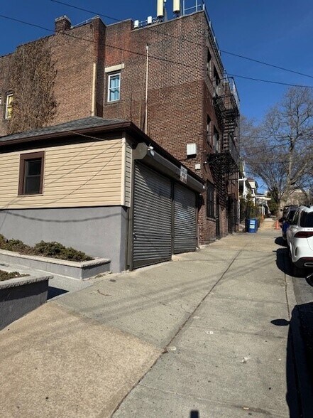 More Photos Of 145 Westervelt Ave, Staten Island Storefront Retail Residential For Sale