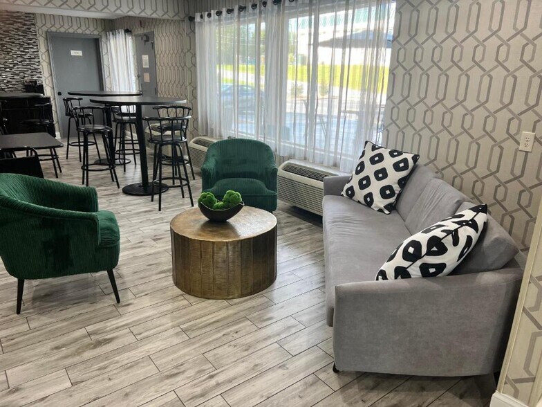 More Photos Of 2003 Athena Ct, Greensboro Hotel For Sale