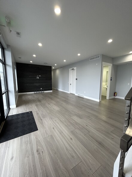 More Photos Of 564 W 700 S, Pleasant Grove Office For Lease