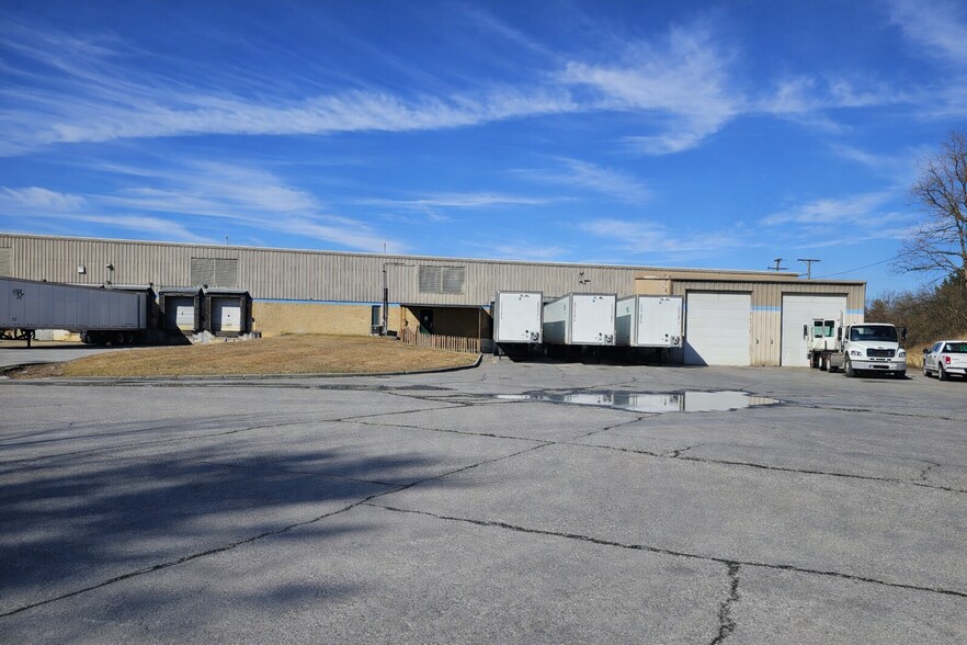 More Photos Of 280 Thomas Rd, Bristol Manufacturing For Sale