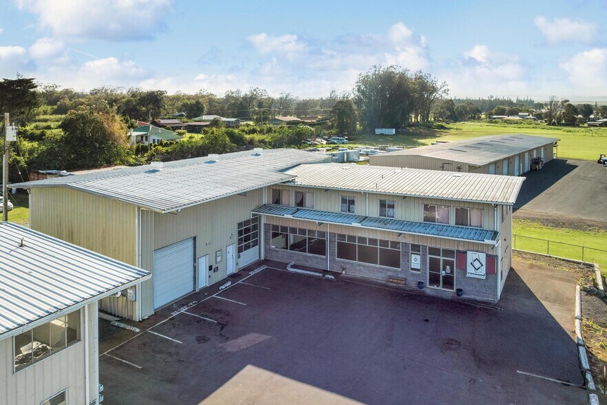 More Photos Of 64-1015 Mamalahoa Hwy, Kamuela Warehouse For Sale