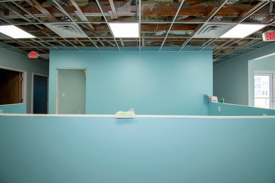 More Photos Of 4535 Tamiami Trl, Port Charlotte Office For Lease