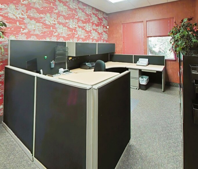 More Photos Of 4091 De Zavala Rd, San Antonio Office For Sale