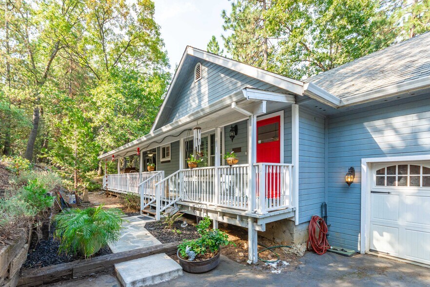 More Photos Of 13900 Ponderosa Way, Pine Grove Apartments For Sale