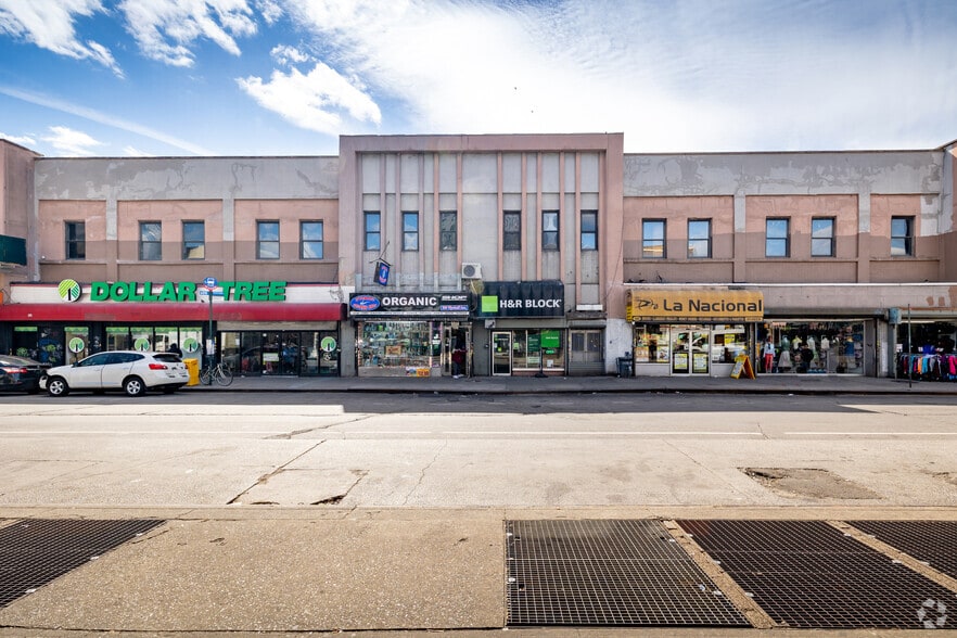 More Photos Of 300-312 Wyckoff Ave, Brooklyn Storefront For Lease