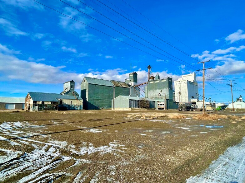 More Photos Of 120 4th Ave SE, Conrad Industrial For Sale