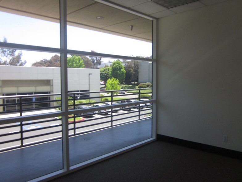 More Photos Of 940 Calle Negocio, San Clemente Medical For Sale