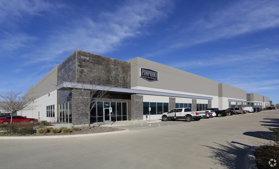 More Photos Of 3710 W Royal Ln, Irving Warehouse For Lease
