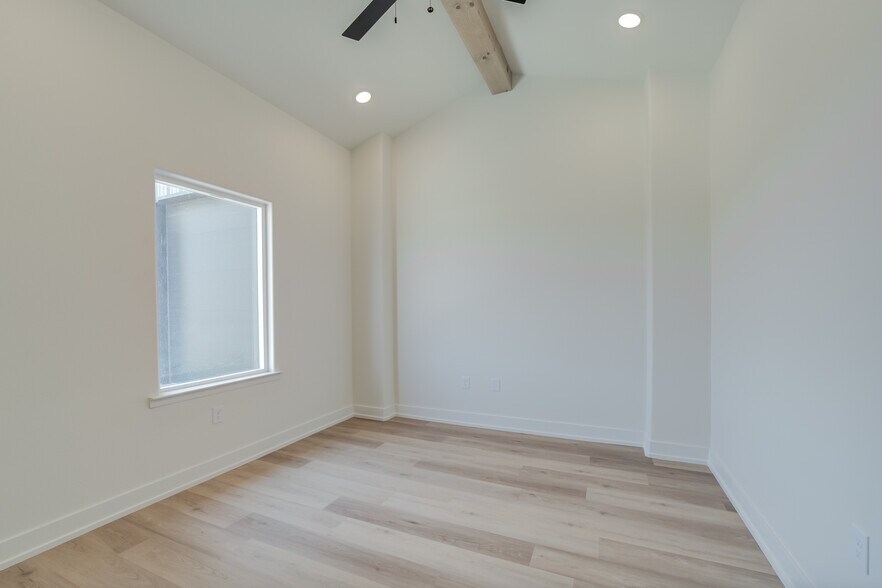 More Photos Of 5311 Private 7320 rd, Lubbock Industrial For Sale