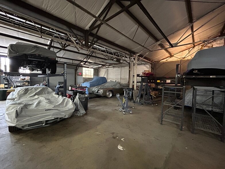 More Photos Of 1164 Zonolite Pl, Atlanta Warehouse For Sale