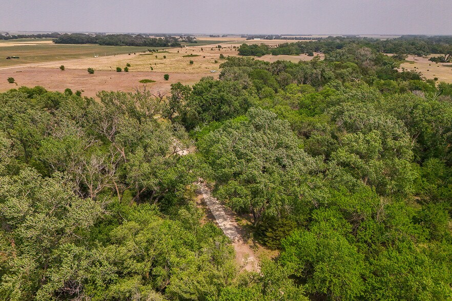 More Photos Of 9111 Long View Road, Burrton Land For Sale