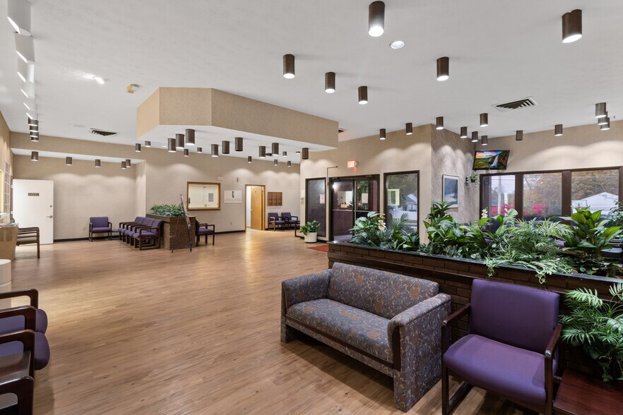 More Photos Of 5538 Philadelphia Dr, Dayton Medical For Sale