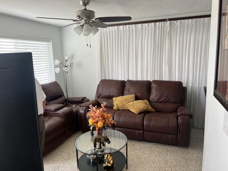 More Photos Of 521-533 E 22nd St, Hialeah Apartments For Sale