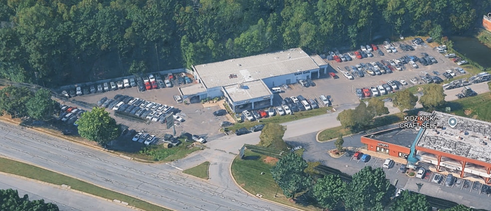 Primary Photo Of 11755 Business Park Dr, Waldorf Auto Dealership For Lease