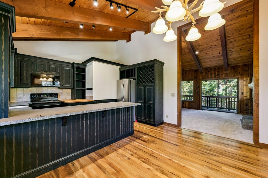 More Photos Of 844 Lichen Ct, Incline Village Apartments For Sale