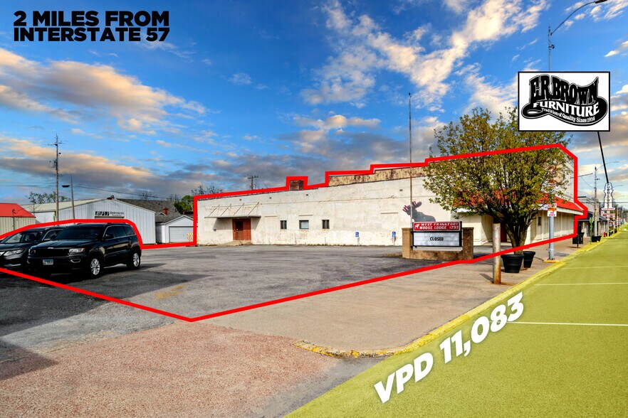 More Photos Of 327 E Main St, West Frankfort Freestanding For Lease