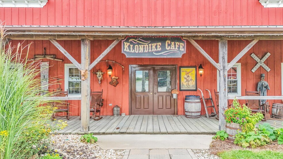 More Photos Of 1356 County Road 2900 N, Rantoul Specialty For Sale