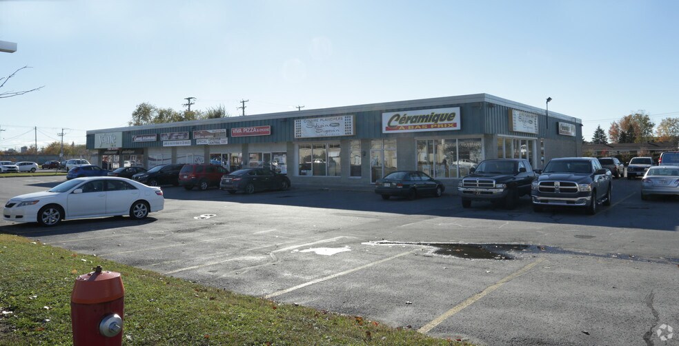 More Photos Of 130 Boul Gréber, Gatineau General Retail For Lease