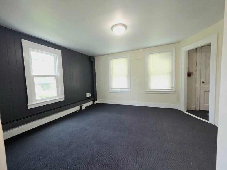 More Photos Of 8 Highview Ave, Hope Valley Apartments For Sale